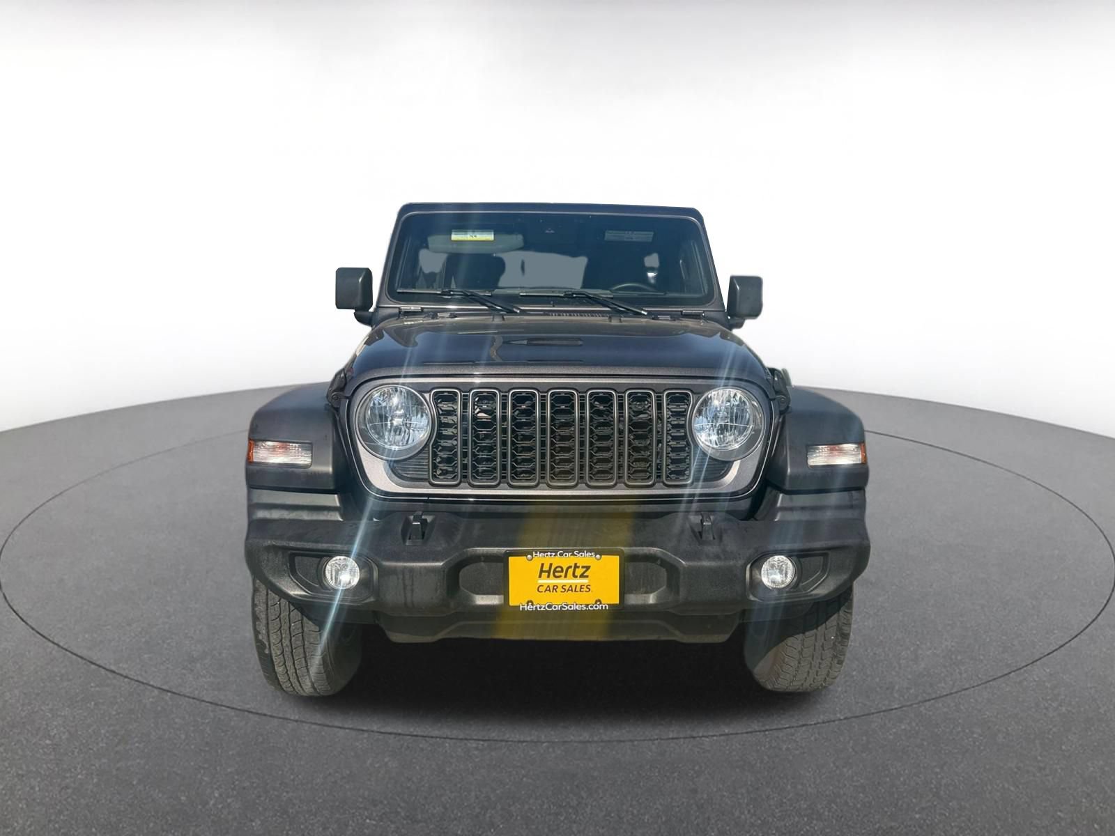 Used 2025 Jeep Wrangler Unlimited Sport AWD/4WD image 3
