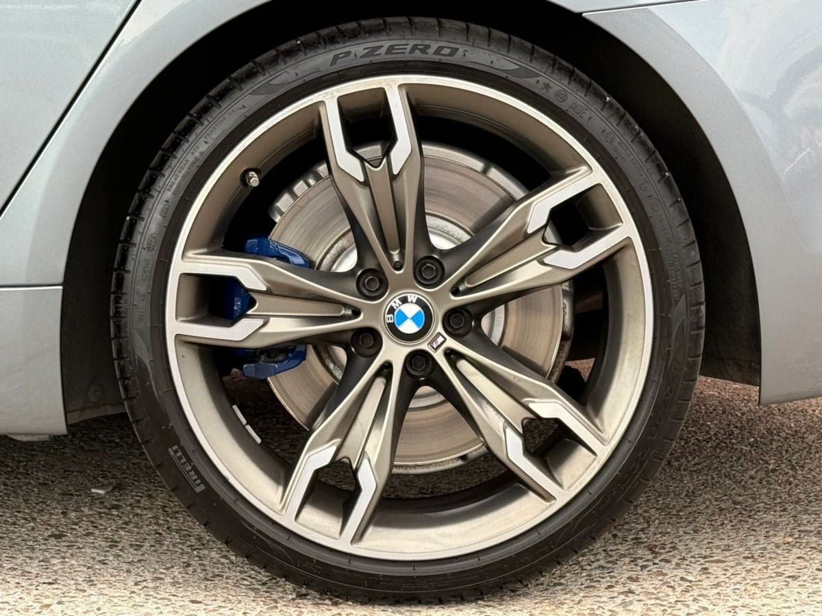 Used 2020 BMW M550i xDrive w/ Executive Package AWD/4WD image 28