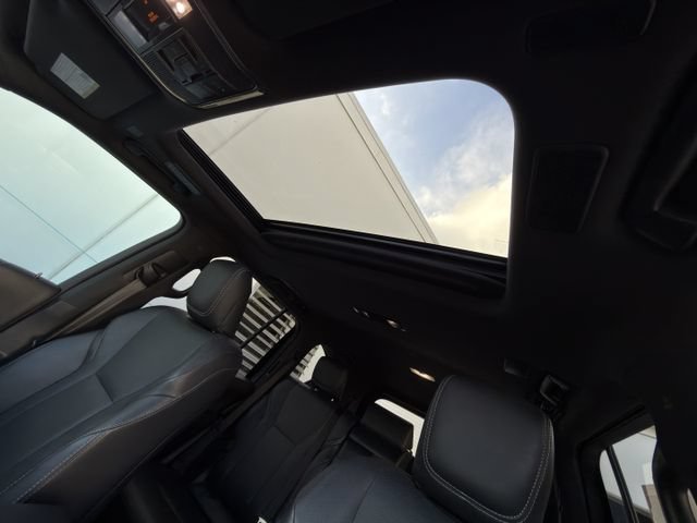 Used 2023 Lexus LX 600 4WD w/ Appearance Package image 31