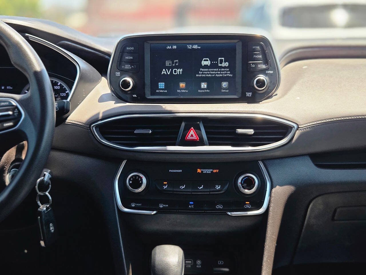Used 2019 Hyundai Santa Fe SE AWD/4WD image 17