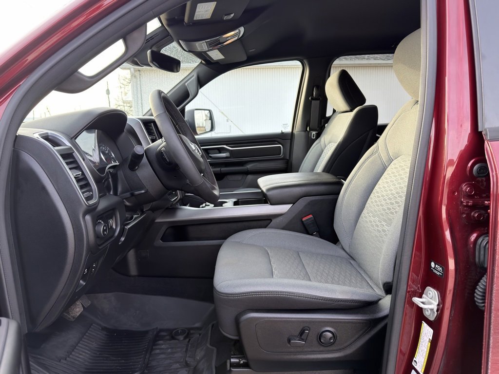 Used 2025 RAM 1500 Big Horn video 2