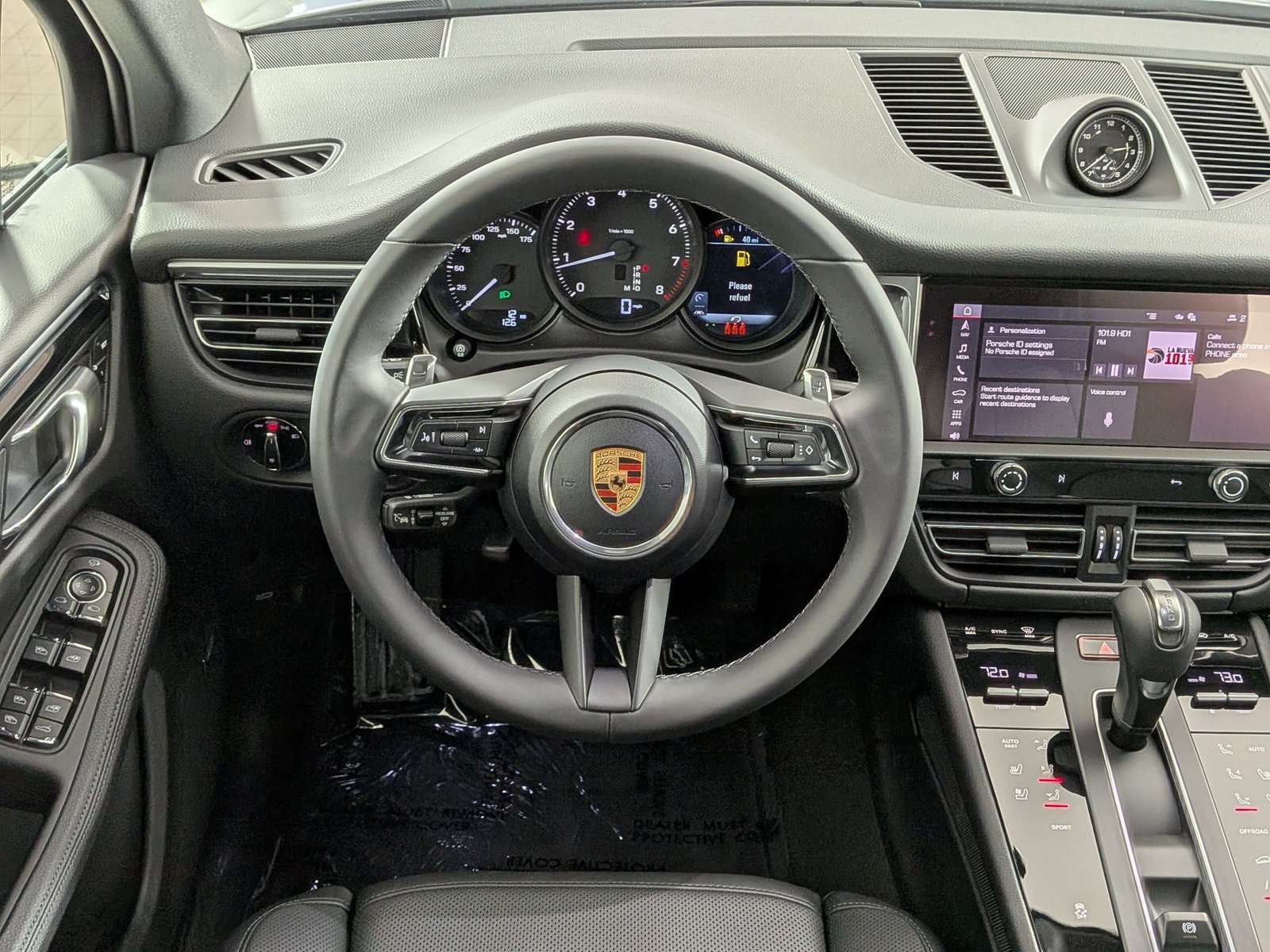 New 2026 Porsche Macan AWD/4WD image 15
