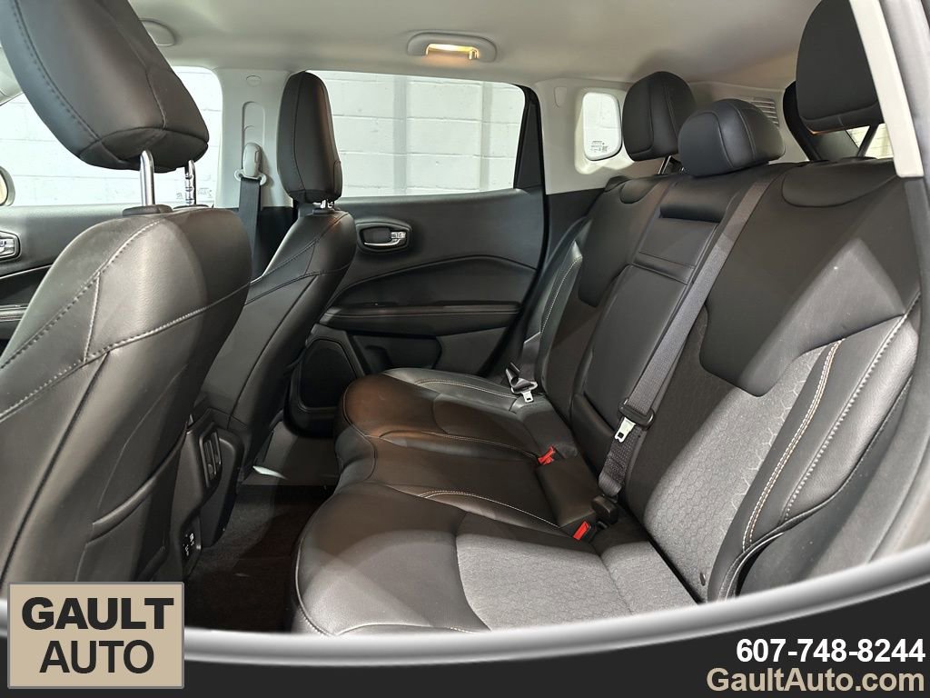 Used 2019 Jeep Compass Latitude image 15