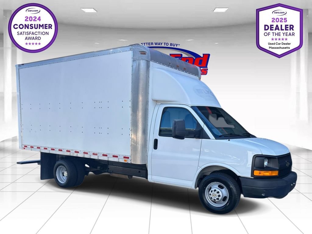 Used 2016 Chevrolet Express 3500 RWD image 1
