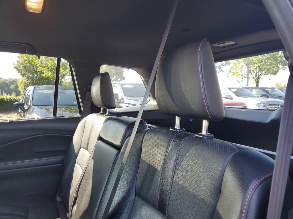 Used 2023 Honda Passport TrailSport image 11