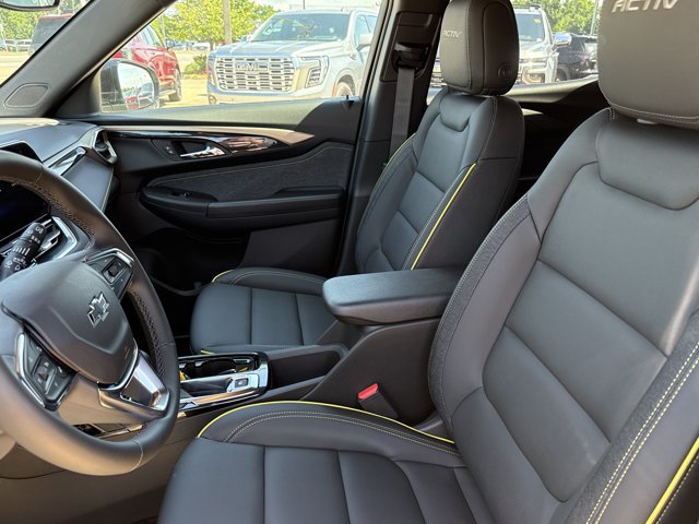 New 2026 Chevrolet TrailBlazer ACTIV w/ Convenience Package FWD image 5