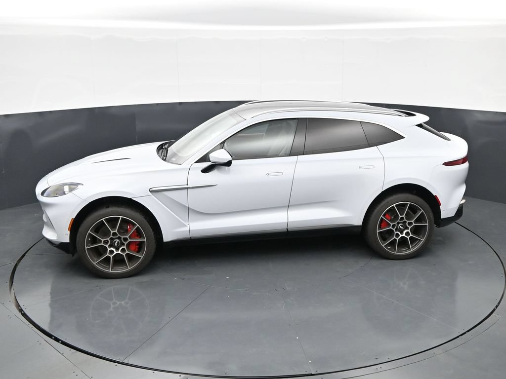 Used 2021 Aston Martin DBX AWD/4WD image 38