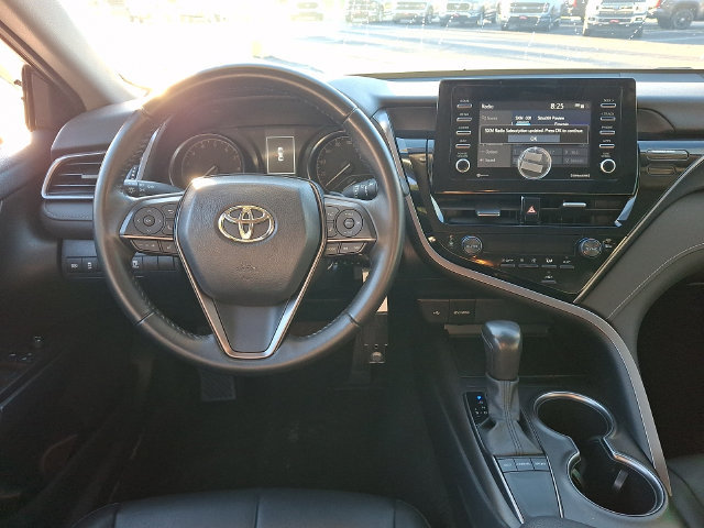 Used 2023 Toyota Camry SE FWD image 11