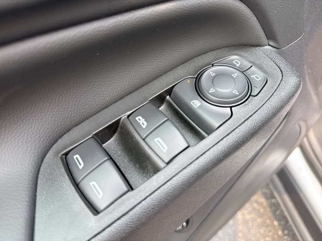 Used 2022 Chevrolet Equinox LT FWD image 13