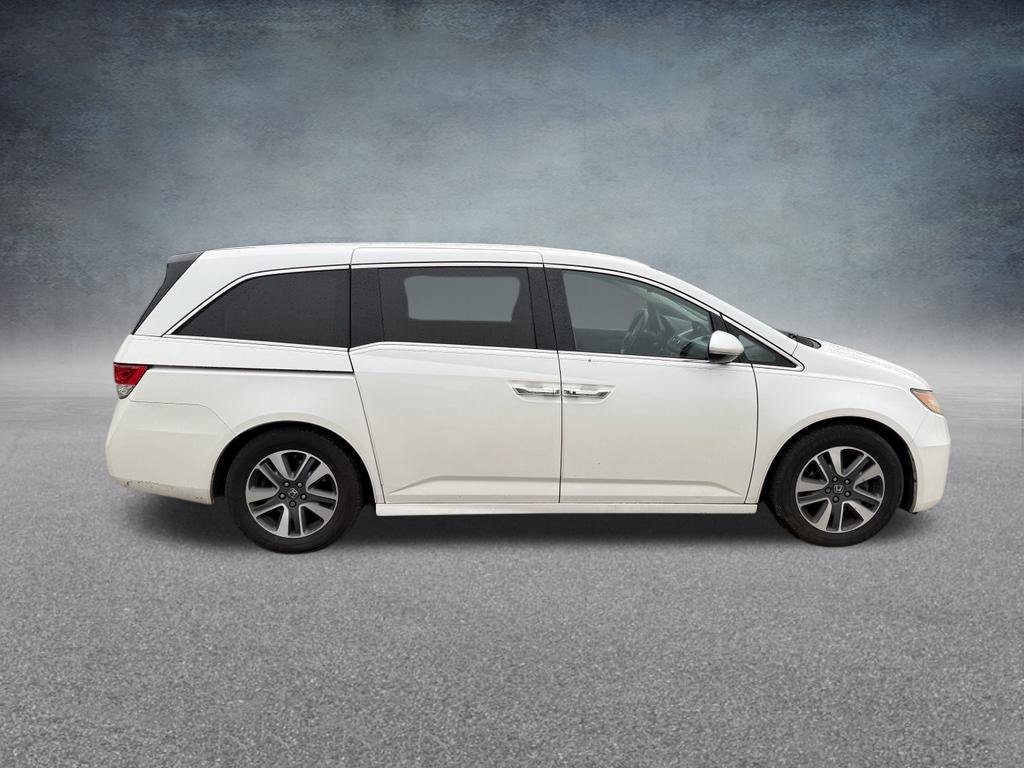 Used 2016 Honda Odyssey Touring Elite image 7