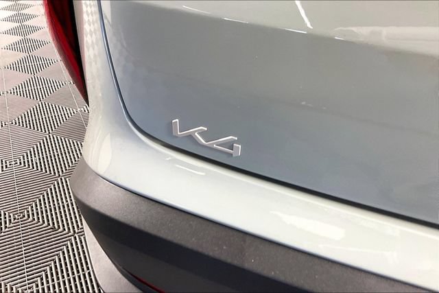 New 2026 Kia K4 FWD image 10