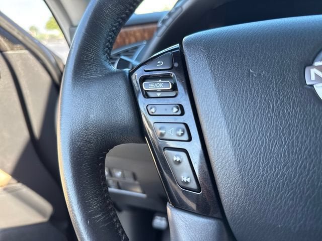 Used 2023 Nissan Armada SL w/ Captain's Chairs Package RWD image 24