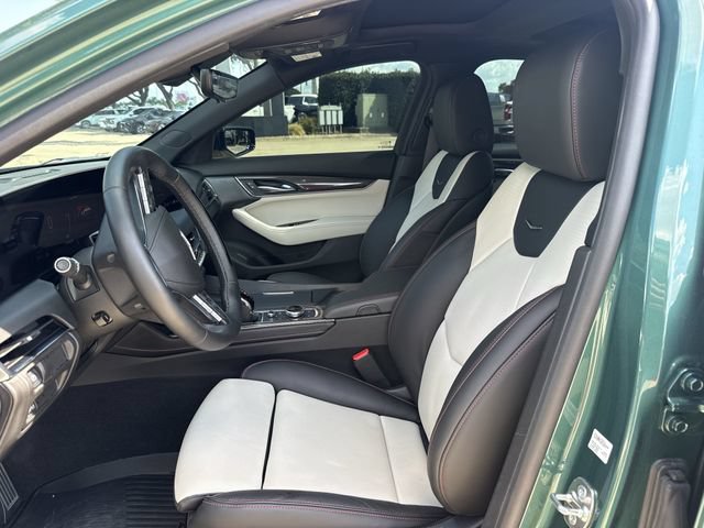 Used 2026 Cadillac CT5 V w/ Technology Package RWD image 29