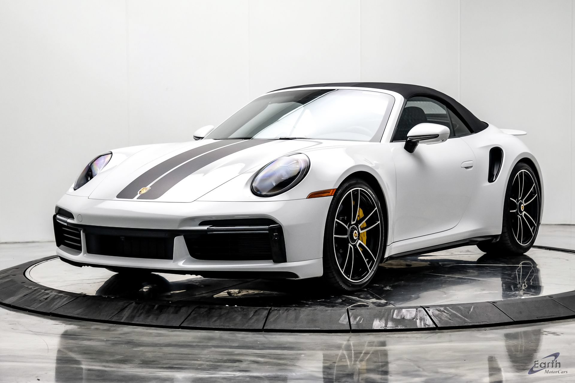 Used 2024 Porsche 911 Turbo S AWD/4WD image 7