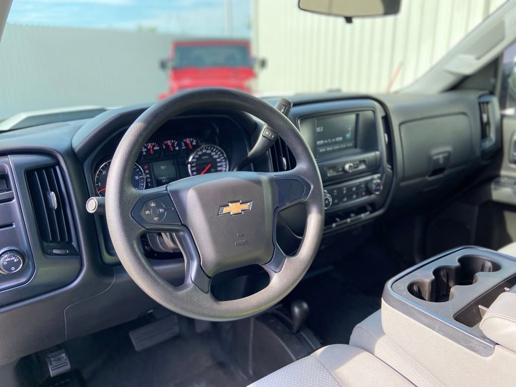 Used 2018 Chevrolet Silverado 1500 W/T w/ WT Convenience Package AWD/4WD image 15