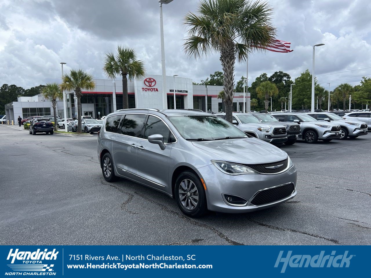 Used 2019 Chrysler Pacifica Touring-L Plus