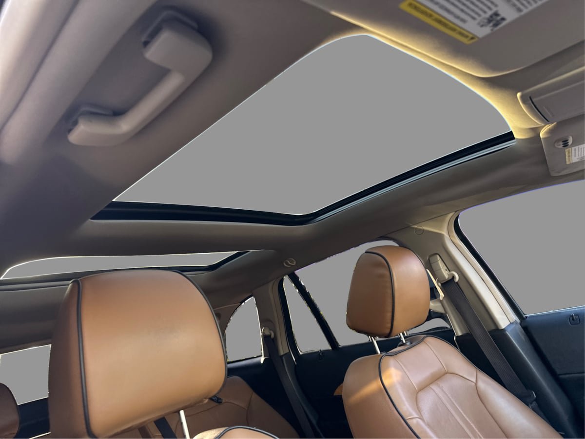 Used 2013 Lincoln MKX AWD image 33