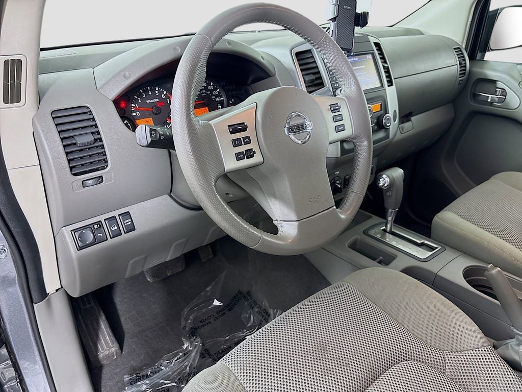 Used 2019 Nissan Frontier SV w/ Value Truck Package AWD/4WD image 9