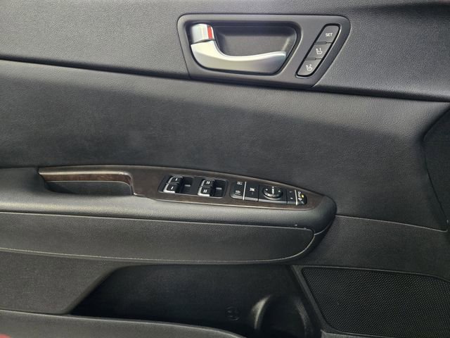 Used 2018 Kia Optima EX w/ Premium Package FWD image 23