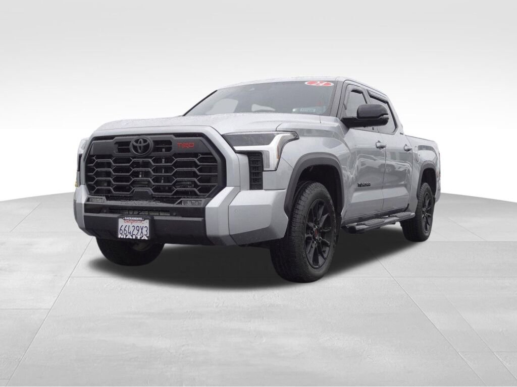 Used 2024 Toyota Tundra Limited w/ TRD Off-Road Package image 8
