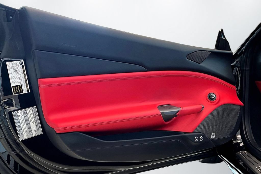 Used 2017 Ferrari 488 Spider RWD image 17