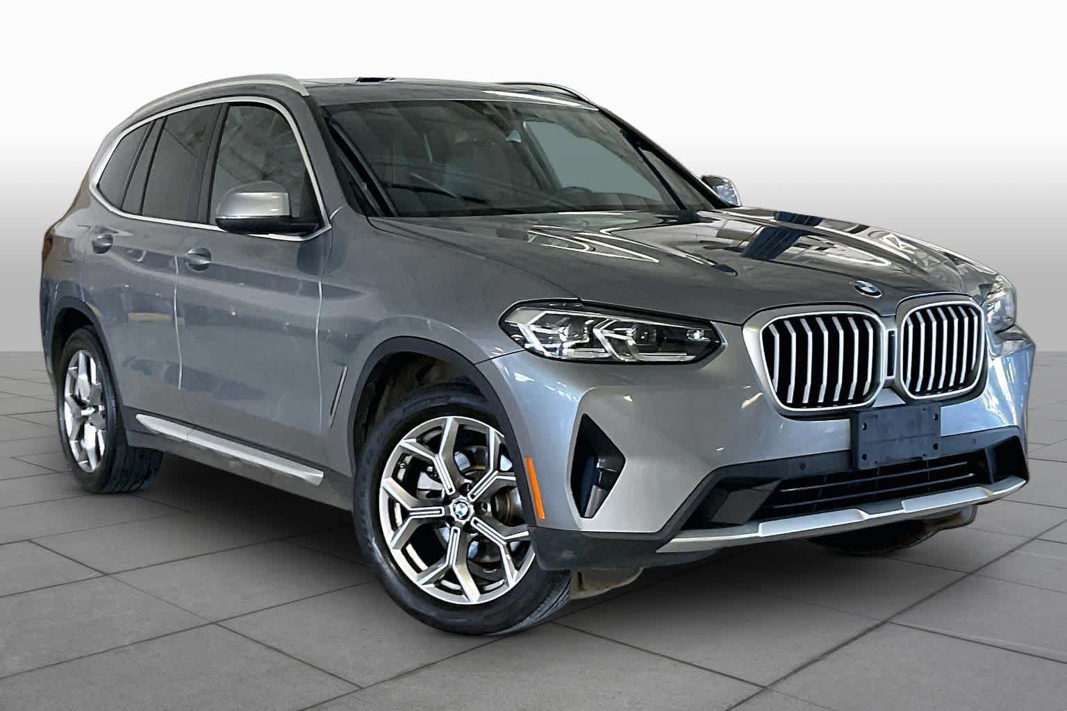 Used 2024 BMW X3 sDrive30i RWD image 2