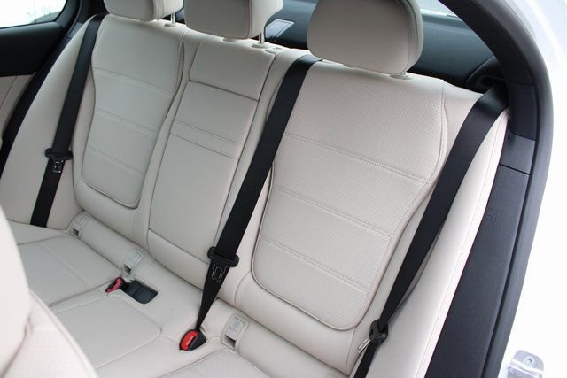New 2025 Mercedes-Benz C 300 4MATIC Sedan image 31