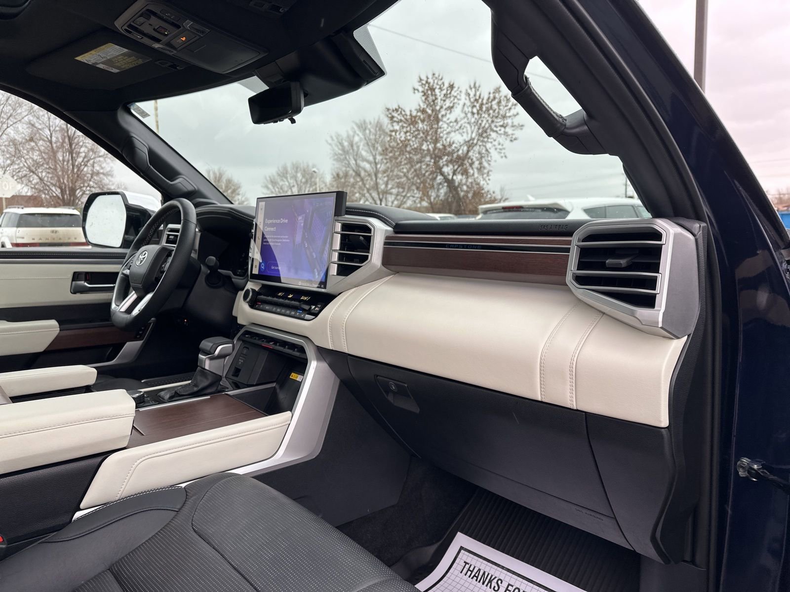 Used 2022 Toyota Tundra Capstone AWD/4WD image 37