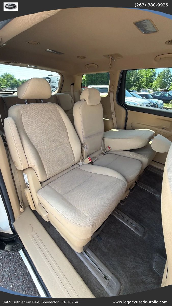 Used 2019 Kia Sedona LX FWD image 48