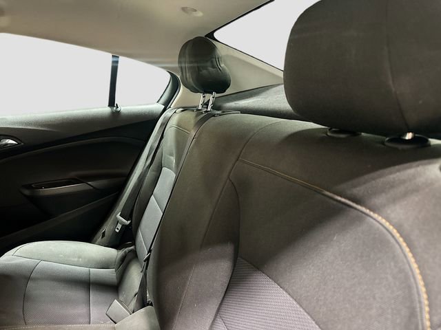 Used 2018 Chevrolet Cruze LS image 22