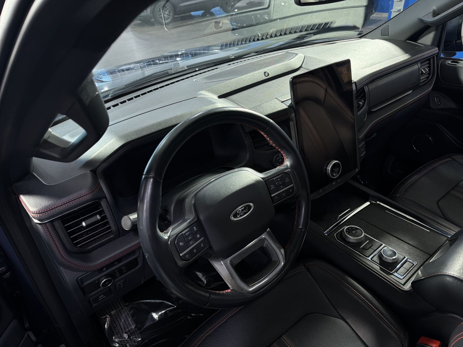 Used 2023 Ford Expedition Max Limited AWD/4WD image 17