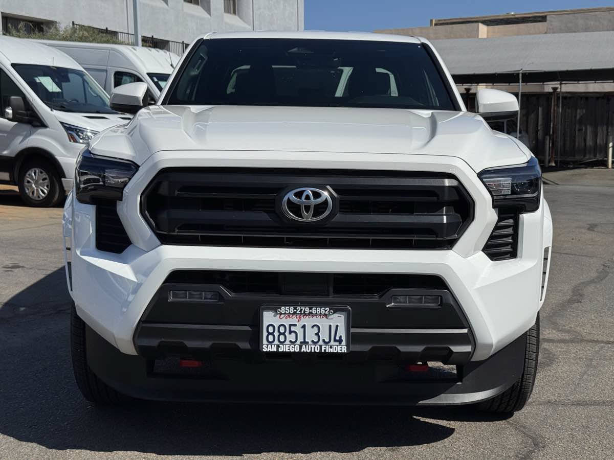 Used 2026 Toyota Tacoma SR5 RWD image 5