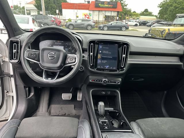Used 2019 Volvo XC40 T5 R-Design AWD/4WD image 21