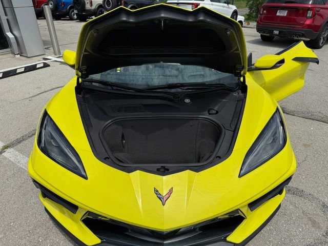 Used 2021 Chevrolet Corvette Stingray w/ Z51 Performance Package image 38