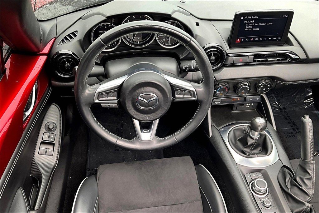 Used 2023 MAZDA MX-5 Miata Club image 18