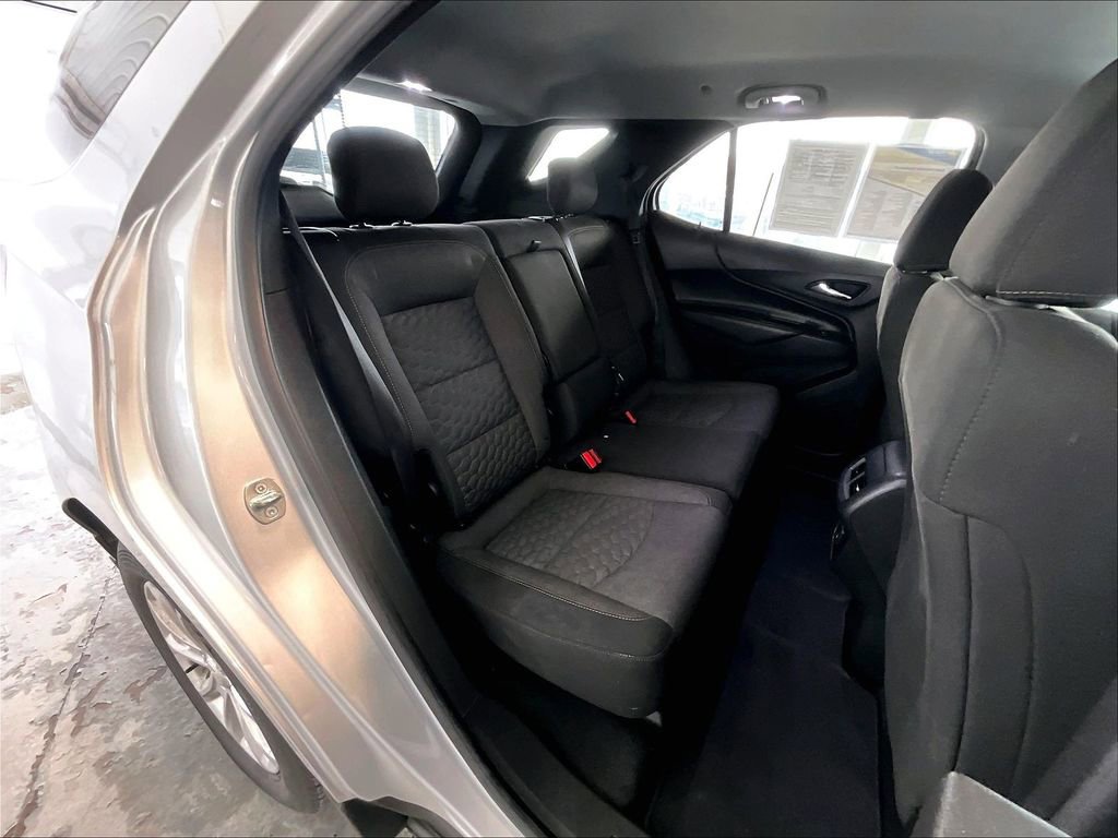 Used 2020 Chevrolet Equinox LT image 16