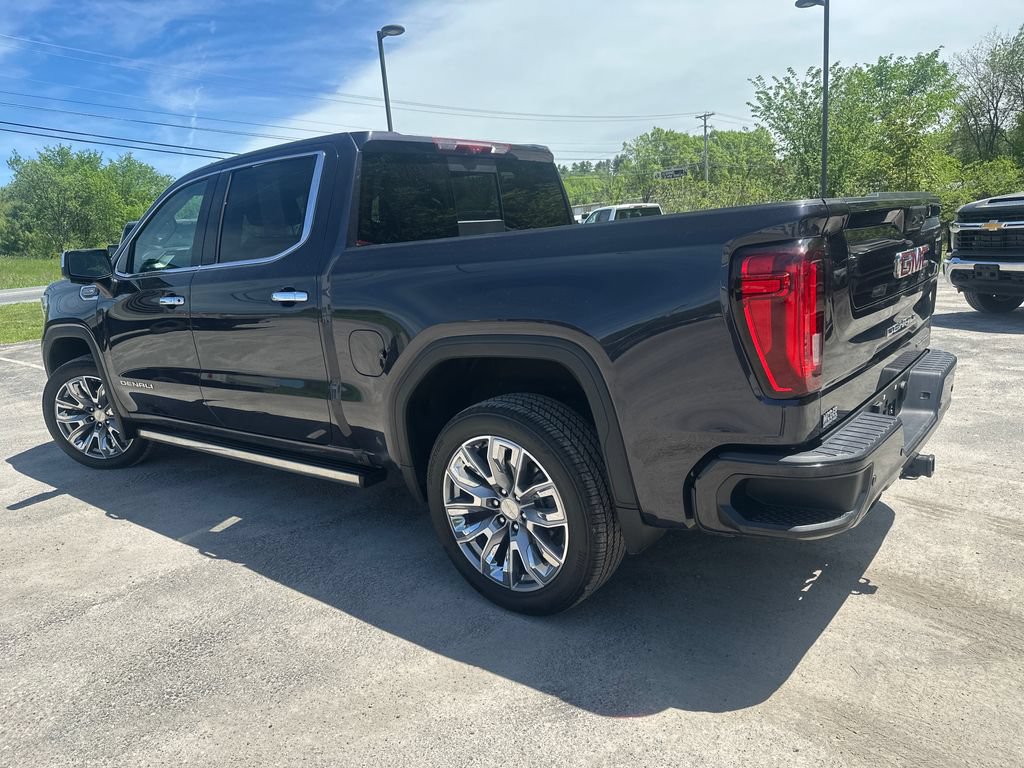 Used 2024 GMC Sierra 1500 Denali w/ Denali Reserve Package AWD/4WD image 3