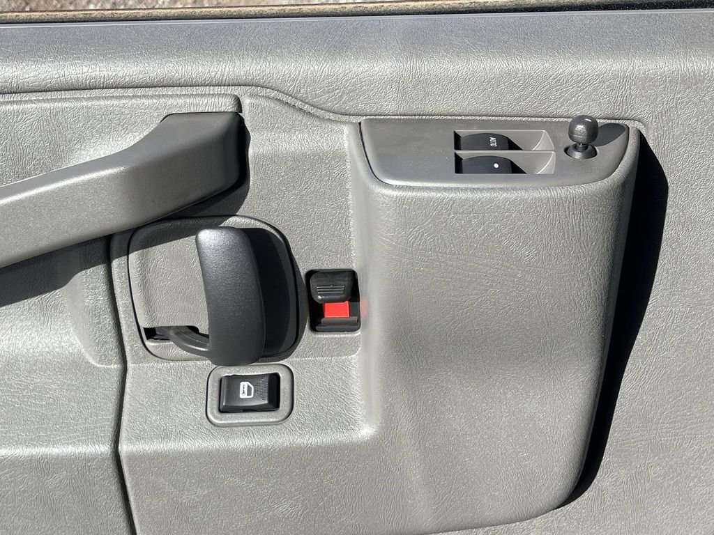 New 2025 GMC Savana 2500 Extended w/ Driver Convenience Package RWD image 23