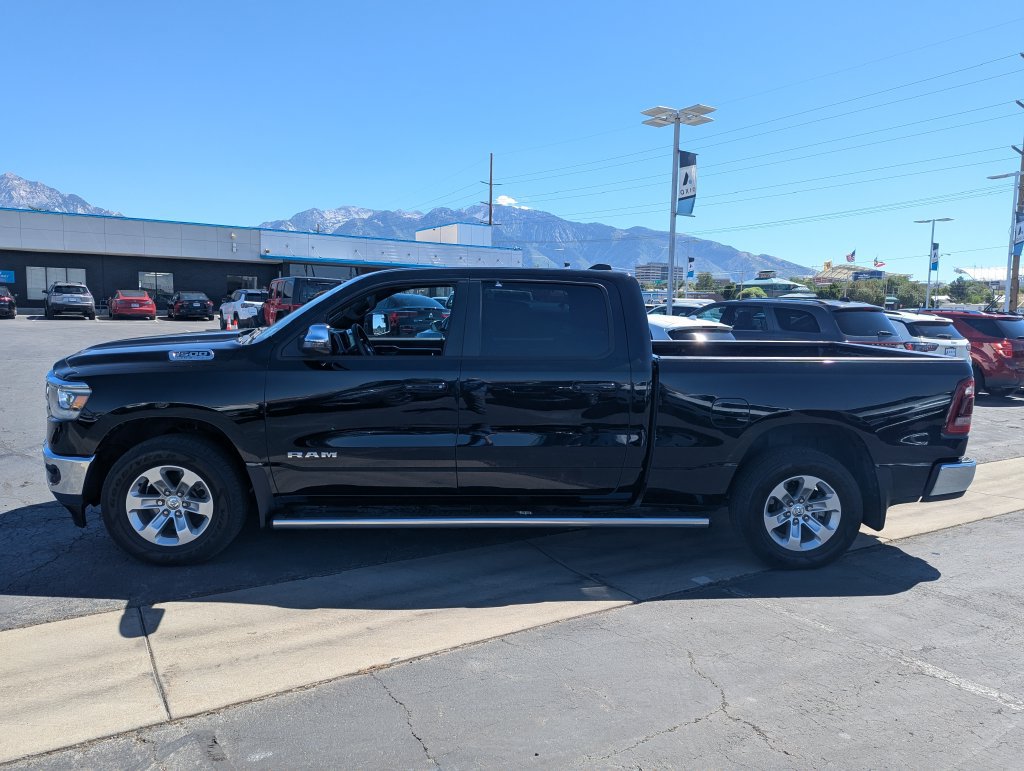 Used 2023 RAM 1500 Laramie AWD/4WD image 9