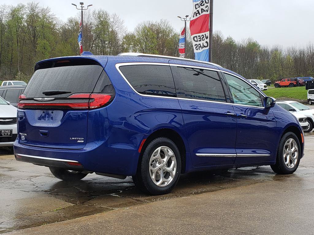 Certified 2021 Chrysler Pacifica Limited w/ Premium & Safety Sphere Group AWD/4WD image 3