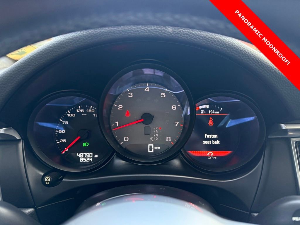 Used 2018 Porsche Macan Base image 24