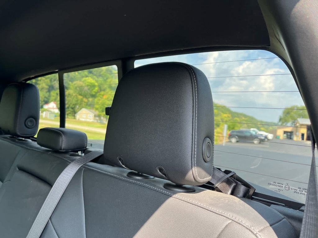 Used 2024 Chevrolet Colorado LT w/ LT Convenience Package III image 40