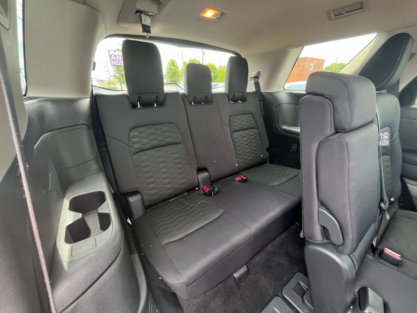Used 2025 Nissan Pathfinder SV AWD/4WD image 30