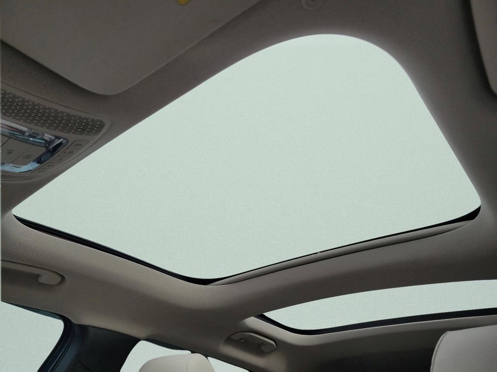 Used 2022 Mercedes-Benz GLB 250 image 41