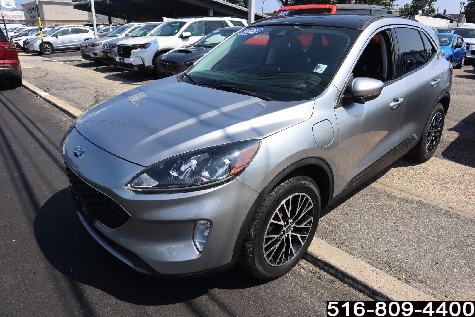 Used 2022 Ford Escape SEL w/ Technology Package FWD image 5