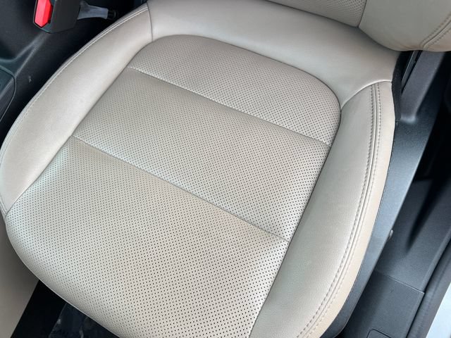 Used 2022 Ford Escape SEL AWD/4WD image 12