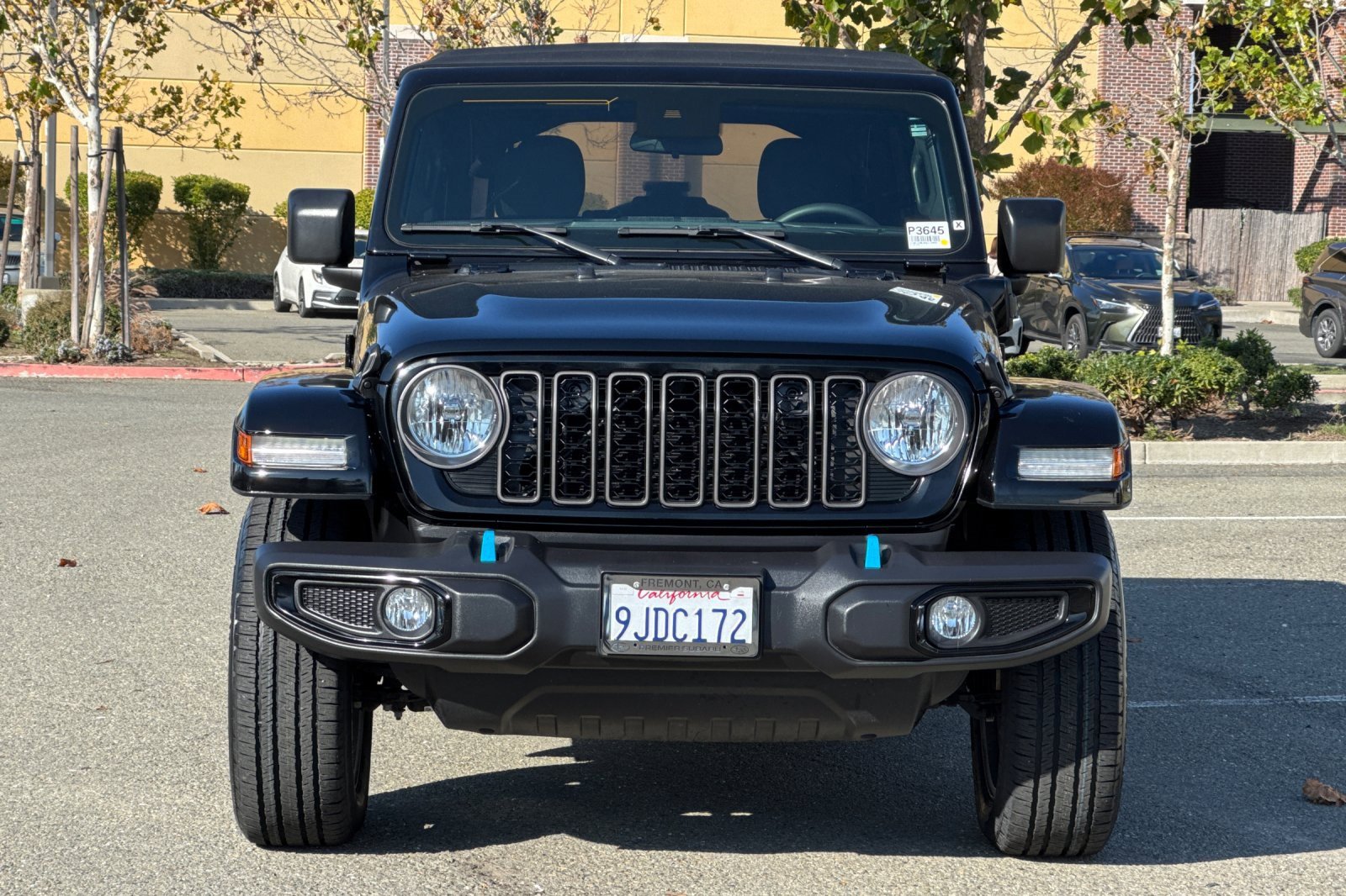 Used 2024 Jeep Wrangler Unlimited image 9