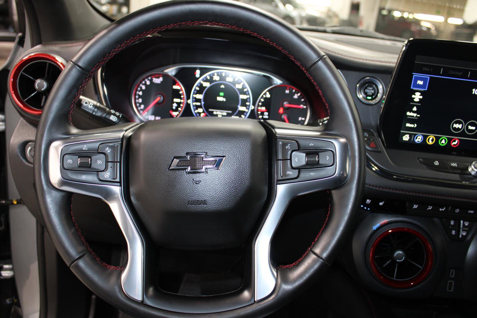 Used 2024 Chevrolet Blazer RS w/ Driver Confidence II Package FWD image 33