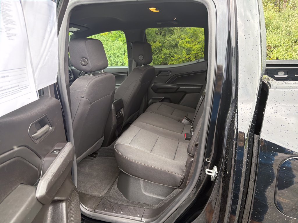 Used 2023 Chevrolet Colorado Trail Boss w/ LPO, Dark Essentials Package AWD/4WD image 26