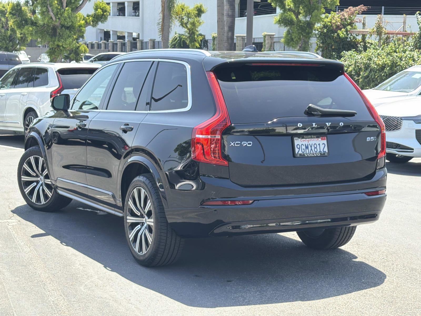 Certified 2023 Volvo XC90 B5 Core AWD/4WD image 7